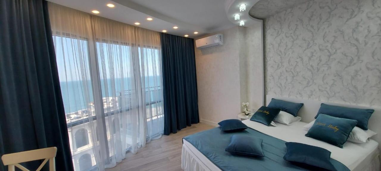 Elite Apartment In Orbi Sea Tower Batoumi Extérieur photo